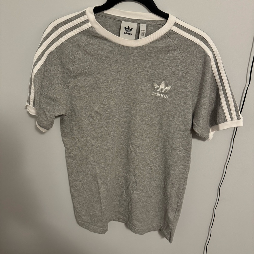 adidas Original’s 3-Stripes Tee - Gray GN3493
